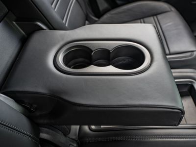 2023 Porsche Cayenne Coupe - Photo 44