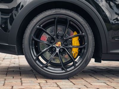 2023 Porsche Cayenne Coupe - Photo 13
