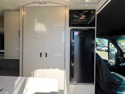 2026 Thor Motor Coach TRANQUILITY — photo 8 view