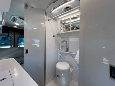 2026 Thor Motor Coach TRANQUILITY — photo 12 view