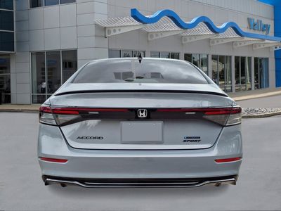 2026 Honda Accord Hybrid - Photo 4