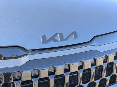 2026 Kia Sportage Plug-In Hybrid — photo 11 view