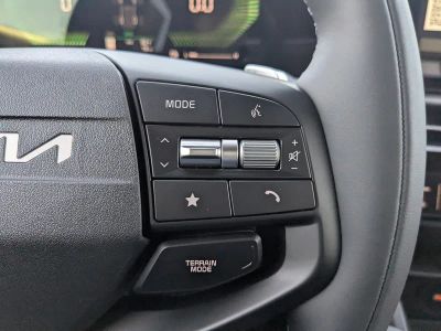 2026 Kia Sportage Plug-In Hybrid — photo 32 view
