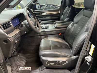 2024 Jeep Wagoneer L - Photo 10
