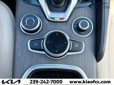 2023 Alfa Romeo Giulia — photo 27 view