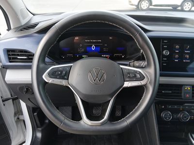 2024 Volkswagen Taos - Photo 12