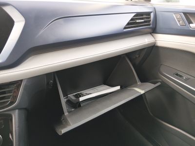 2024 Volkswagen Taos - Photo 16