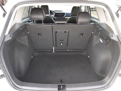 2024 Volkswagen Taos - Photo 11