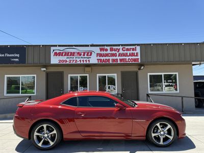 2014 Chevrolet Camaro - Photo 2