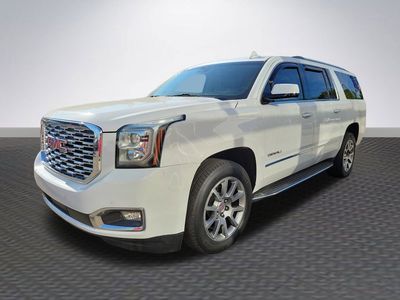 2020 GMC Yukon XL - Photo 2
