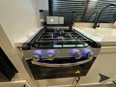 2026 Jayco Jay Flight SLX - Photo 10