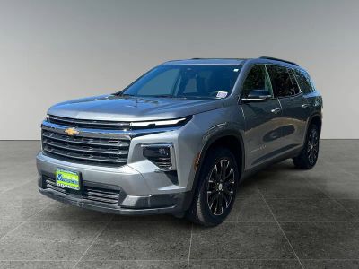 2025 Chevrolet Traverse — rear three-quarter view
