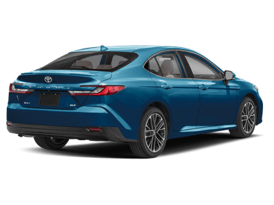 2026 Toyota Camry - Photo 3