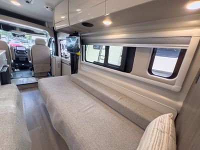 2026 Thor Motor Coach TELLARO - Photo 12