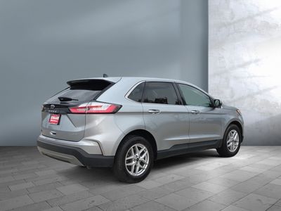 2024 Ford Edge — engine compartment view