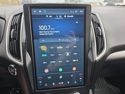2024 Ford Edge — photo 11 view