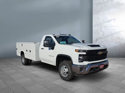 2025 Chevrolet Silverado 3500HD CC — side profile view