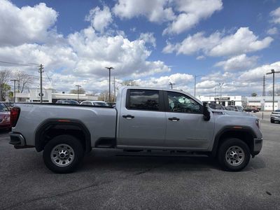 2023 GMC Sierra 3500HD - Photo 2