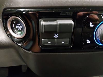 2025 Chevrolet Silverado 1500 — photo 16 view