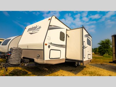 2016 Forest River RV Rockwood Mini Lite - Photo 4