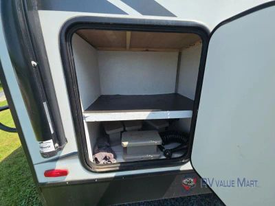 2022 Forest River RV Surveyor Legend — photo 13 view