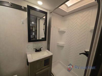 2022 Forest River RV Surveyor Legend — photo 29 view