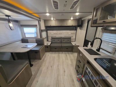 2022 Forest River RV Surveyor Legend — photo 22 view