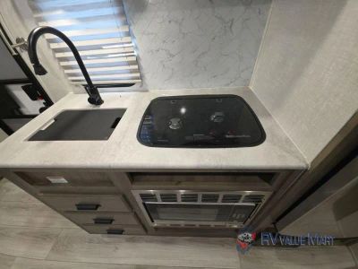 2022 Forest River RV Surveyor Legend — photo 24 view