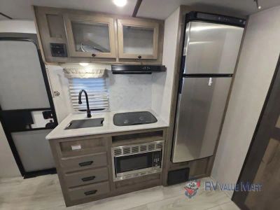 2022 Forest River RV Surveyor Legend — photo 30 view