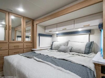 2027 Thor Motor Coach Quantum - Photo 26