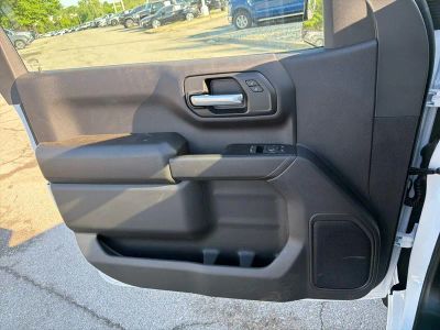 2026 Chevrolet Silverado 1500 — photo 27 view