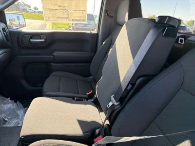 2026 Chevrolet Silverado 1500 — photo 17 view