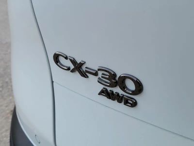 2026 Mazda CX-30 — photo 8 view