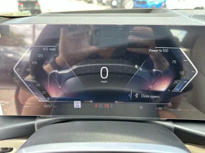 2026 BMW 3 Series — photo 34 view