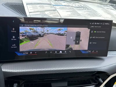 2026 BMW 3 Series — photo 26 view