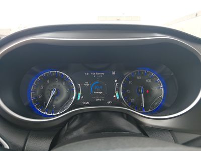 2024 Chrysler Pacifica — photo 14 view