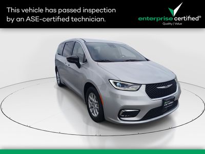 2024 Chrysler Pacifica Touring L FWD — front three-quarter view