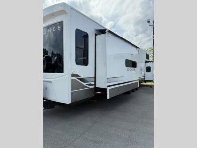 2026 Alliance RV Benchmark - Photo 10