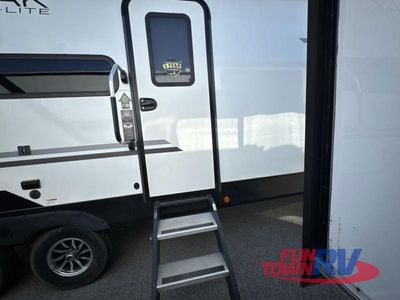 2023 Dutchmen RV Kodiak Ultra-Lite - Photo 18