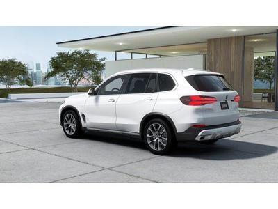 2026 BMW X5 xDrive40i — side profile view