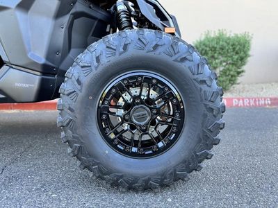 2026 Can-Am Maverick X3 Max X RS Turbo RR Triple Black_7.6 in. - Photo 16