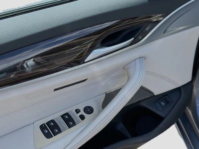 2021 BMW 5 Series — photo 23 view