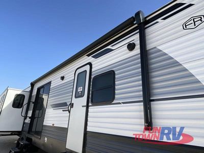 2025 Palomino Puma Destination - Photo 3