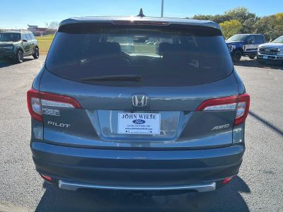 2020 Honda Pilot — interior view