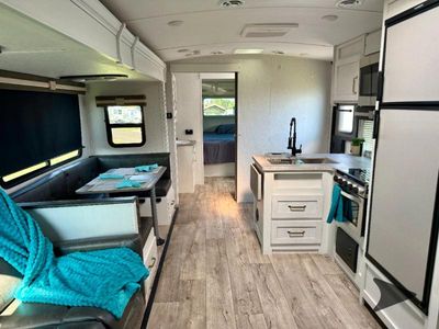 2022 Dutchmen RV Astoria - Photo 13