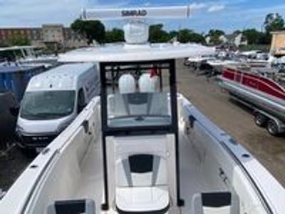 2025 Robalo 270 CC - Photo 9