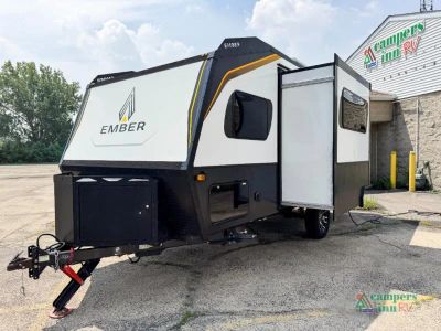 2022 Ember RV Overland Series — detail view