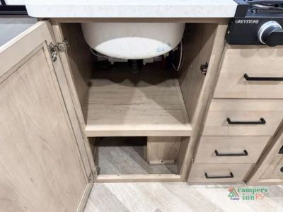 2022 Ember RV Overland Series — photo 23 view
