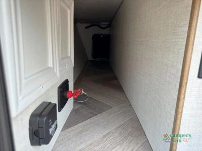 2022 Ember RV Overland Series — photo 15 view
