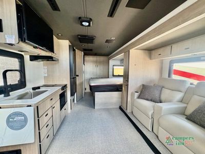 2025 Grand Design Lineage Series M - Photo 14